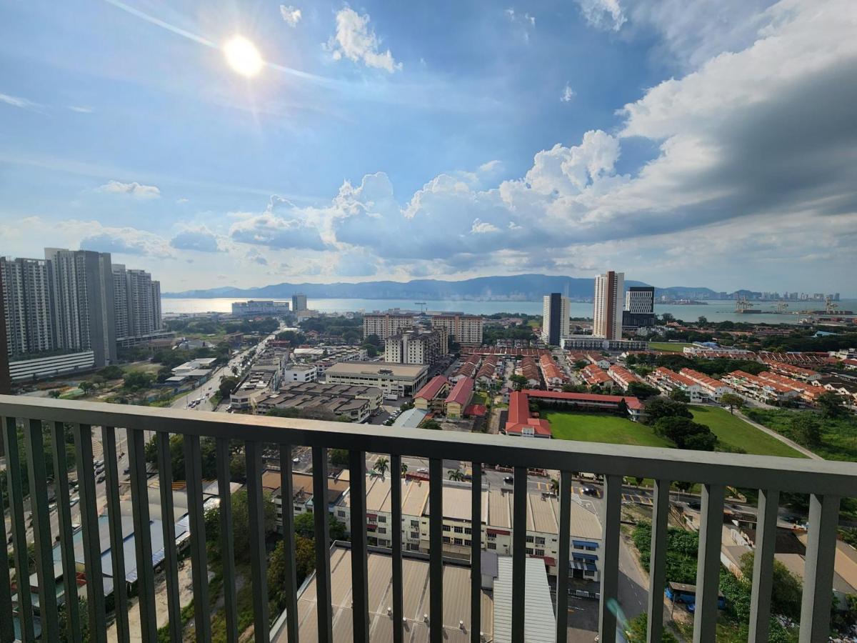 Praicon Tower - Premium Butterworth