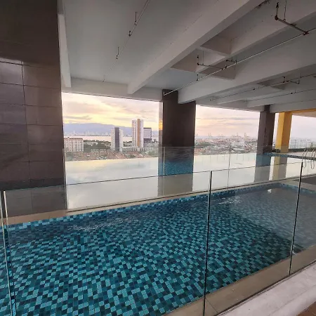 Praicon Tower - Premium Suite Butterworth Exterior photo