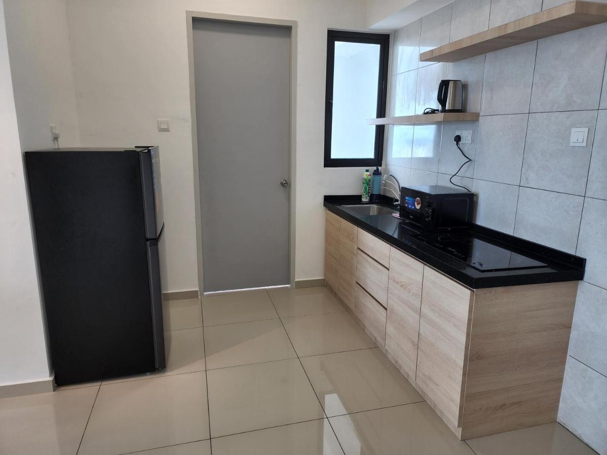 Praicon Tower - Premium